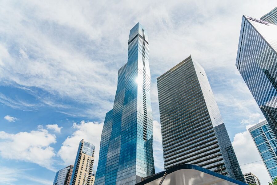 Chicago: 45-Minute Family-Friendly Architecture River Cruise - Returning past the Chicago Riverwalk