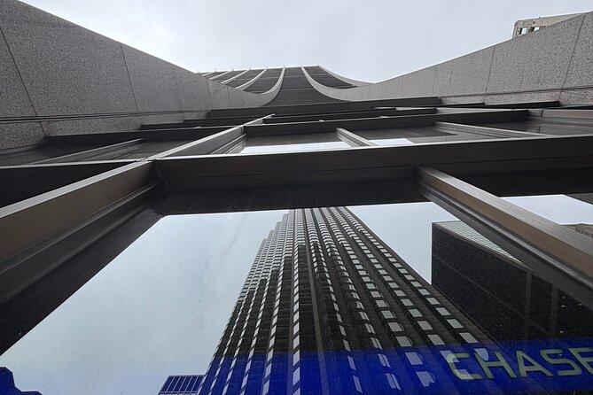 Chicago Architecture and True Crime Tour - What $35 gets you