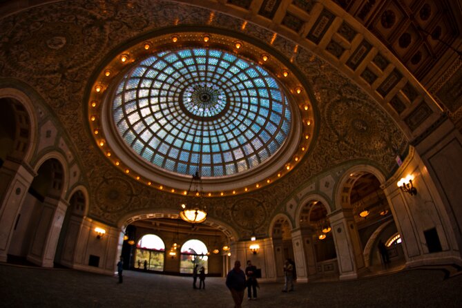Chicago Architecture and True Crime Tour - Who should book this Chicago walk