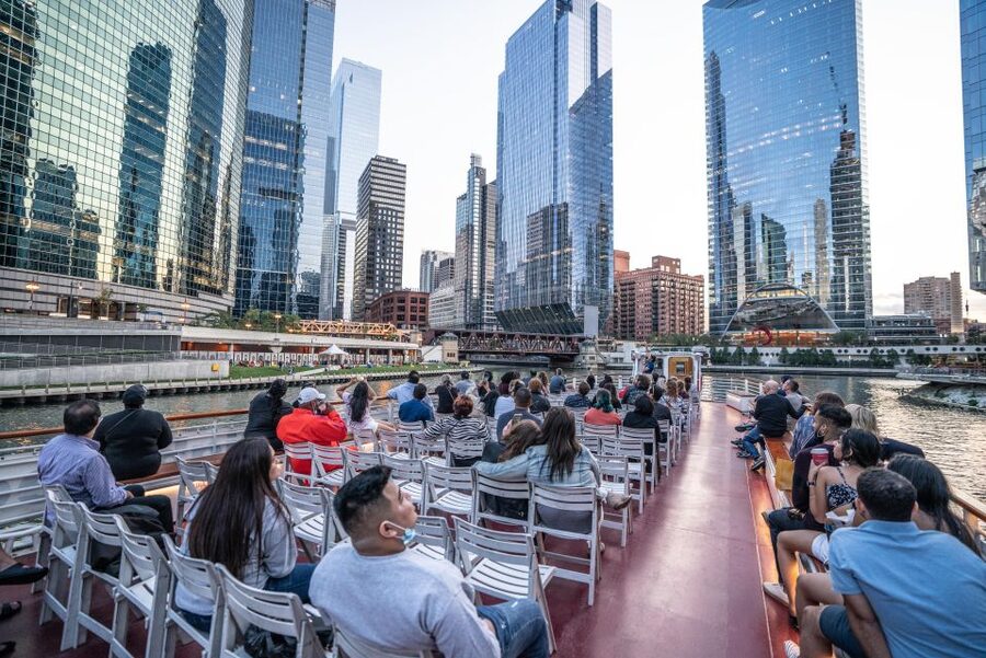 Chicago: Architecture River Cruise Skip-the-Ticket Line - Boarding with a barcode, not a ticket-office wait