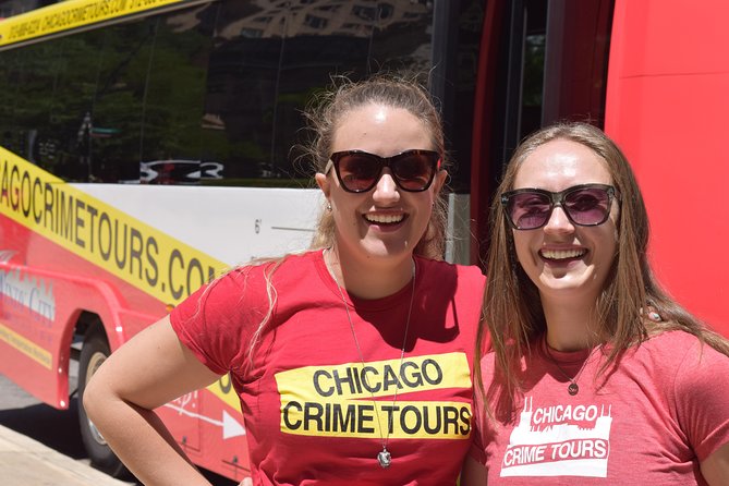 Chicago Crime and Mob Bus Tour - The Magnificent Mile, Streeterville, and the first city views