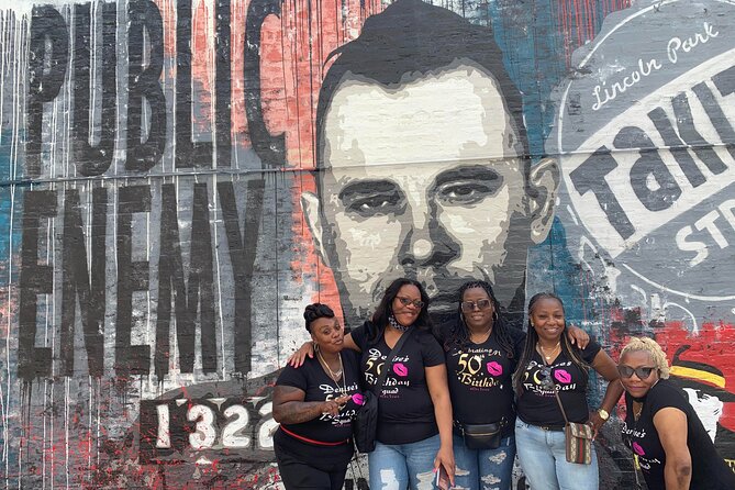 Chicago Crime and Mob Bus Tour - The Biograph Theatre and John Dillinger