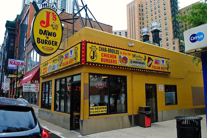 Chicago Gangster and Food Walking Tour - Small groups and guide quality