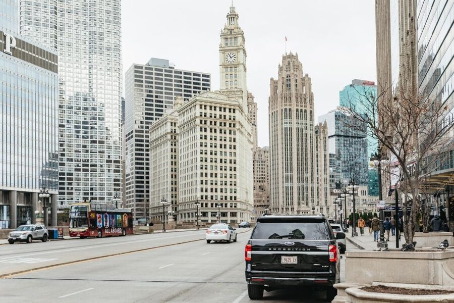 Chicago: Gangsters and Ghosts Guided Walking Tour - Death Alley and Chicago’s crime stories