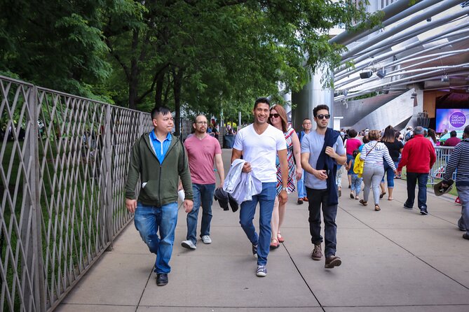 Chicago Loop District Food Tour with Deep Dish & Beef Sandwich - Calder’s Flamingo and the city’s modern side