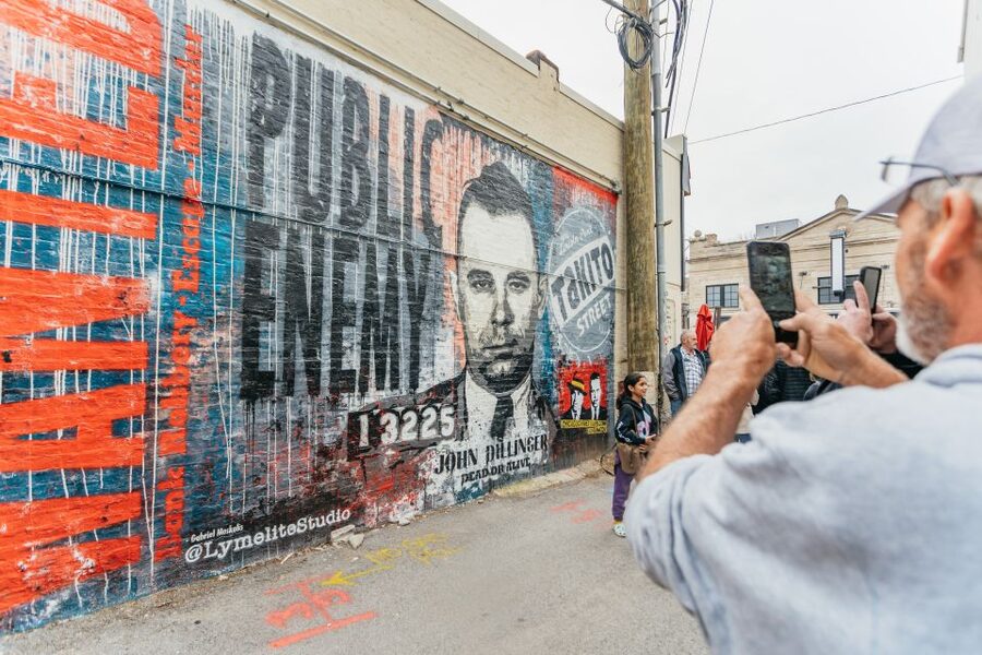 Chicago: Mob and Crime Bus Tour - Is $49 a fair price?