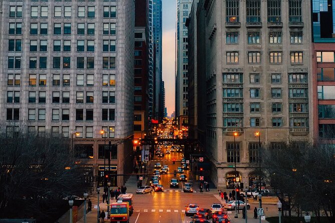 Chicago Mobs and Haunts Walking Tour - How much walking and standing should you expect?