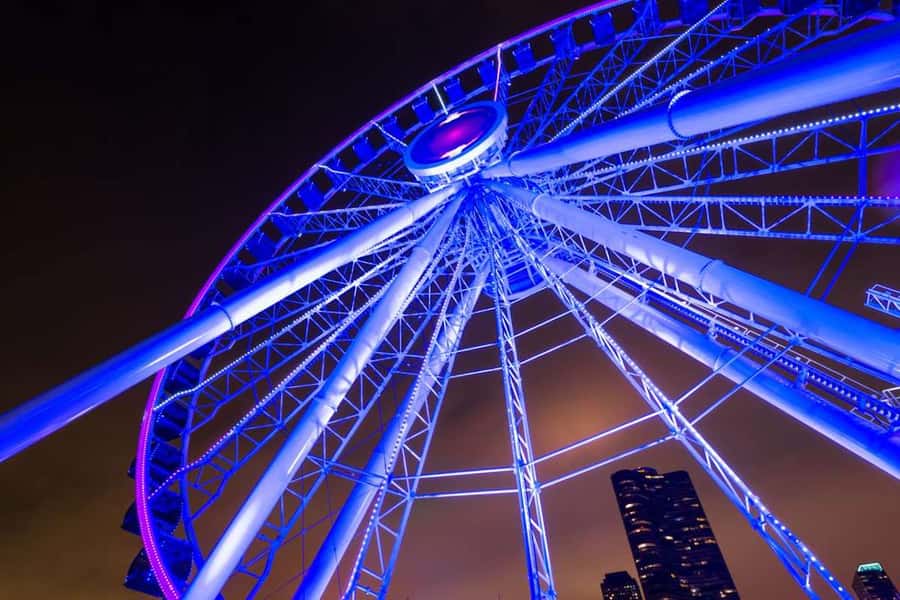 Chicago: Navy Pier Centennial Wheel Ticket - Comfort, accessibility, and what you cannot bring