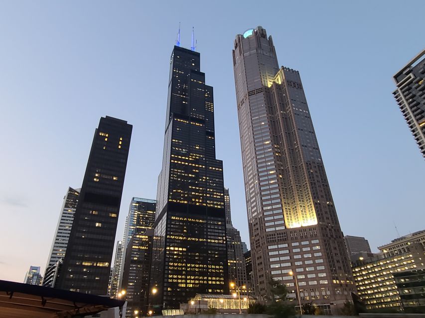 Chicago River: 1.5-Hour Guided Architecture Cruise - The north and south branches: a wider view of the city