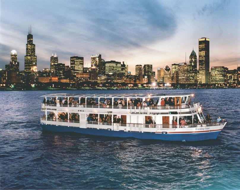 Chicago: Shoreline Lake Michigan Skyline Cruise - 360 Chicago and the northern skyline