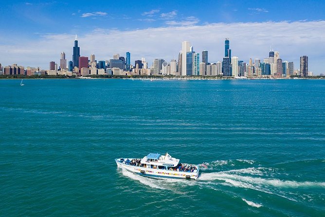Chicago Sightseeing River and Lake Cruise - Navy Pier and the north lakefront