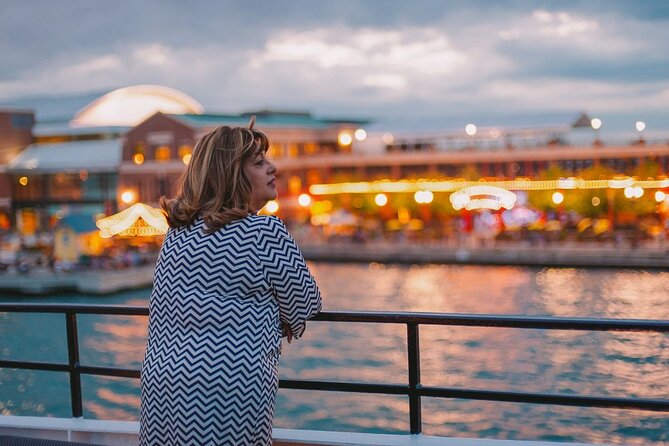 Chicago Signature Dinner Cruise on Lake Michigan - Dinner gives way to a DJ-led party