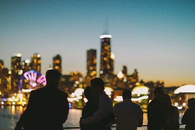Chicago Signature Dinner Cruise on Lake Michigan - Dress code, celebrations, and family details