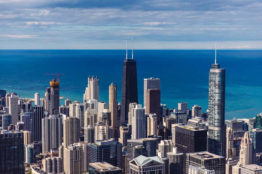 Chicago: Willis Tower Skydeck and The Ledge Ticket - Who will enjoy Skydeck most