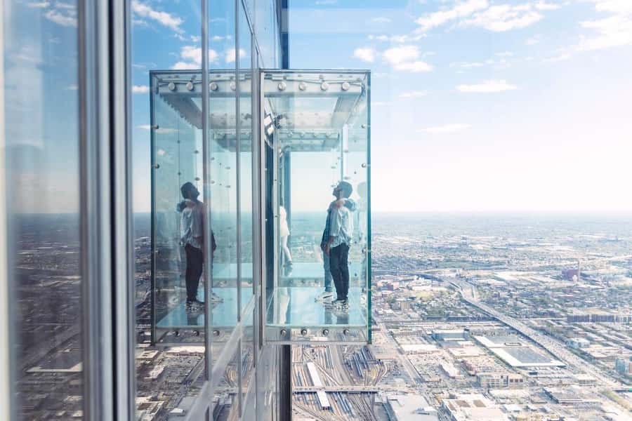 Chicago: Willis Tower Skydeck and The Ledge Ticket - The Chicago story before the elevator