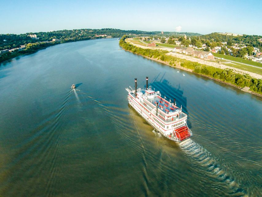 Cincinnati: Riverboat Cruise with Lunch and Entertainment - Upper decks are the best place to look around