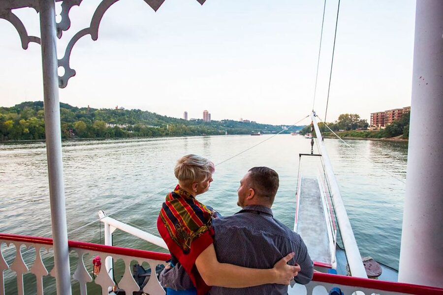Cincinnati: Riverboat Cruise with Lunch and Entertainment - How the $56 price holds up