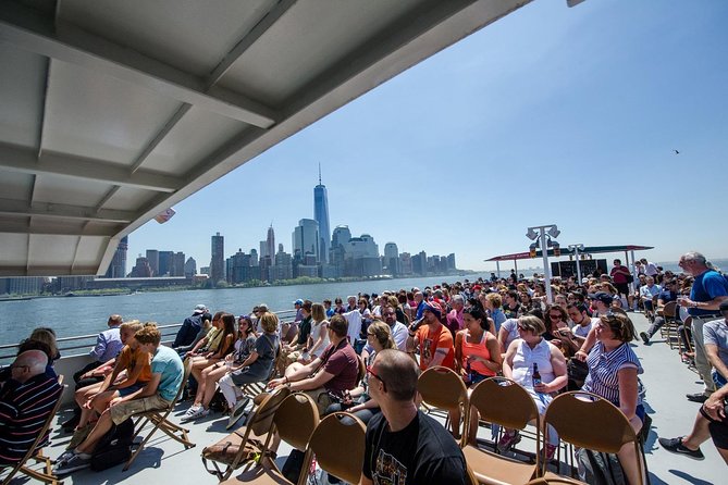 Circle Line: 2.5hr - Complete Manhattan Island Cruise - Choosing between the indoor cabin and open deck