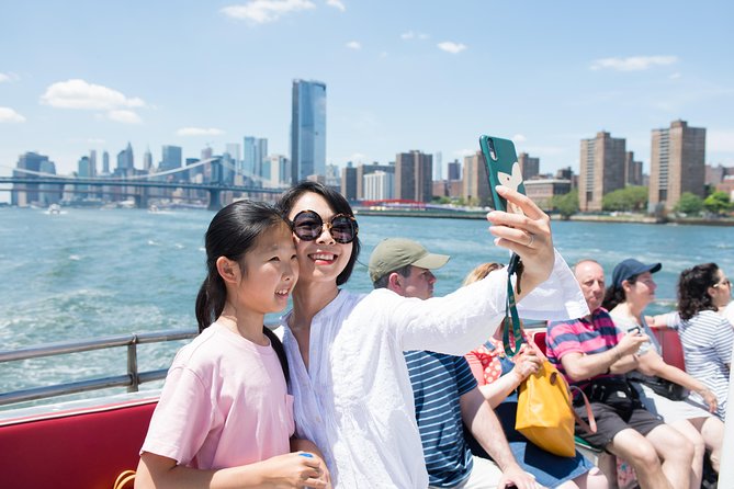 Circle Line: 2.5hr - Complete Manhattan Island Cruise - Food, drinks, Wi-Fi, and other practical comforts