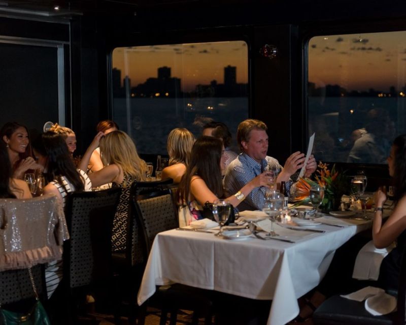 City Cruises Chicago: Premier Lunch or Dinner Cruise - Aon Center, Grant Park, and the central waterfront