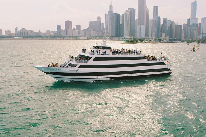 City Cruises Chicago: Signature Lunch Cruise on Lake Michigan - Service, Cleanliness, and Special Occasions