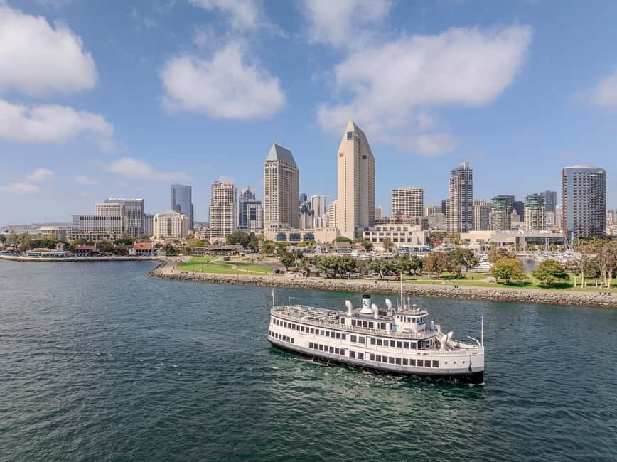 City Cruises San Diego: Best of the Bay Scenic Harbor Tour - Point Loma and Cabrillo National Monument