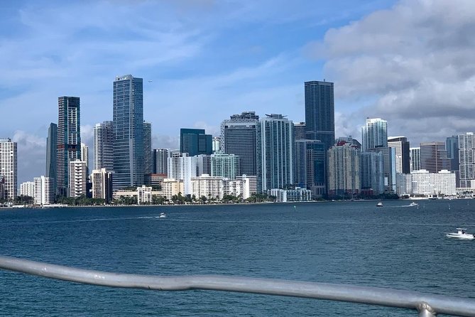 City Half Day Tour of Miami by Bus with Sightseeing Cruise - Wynwood Walls and the thirty-minute photo break
