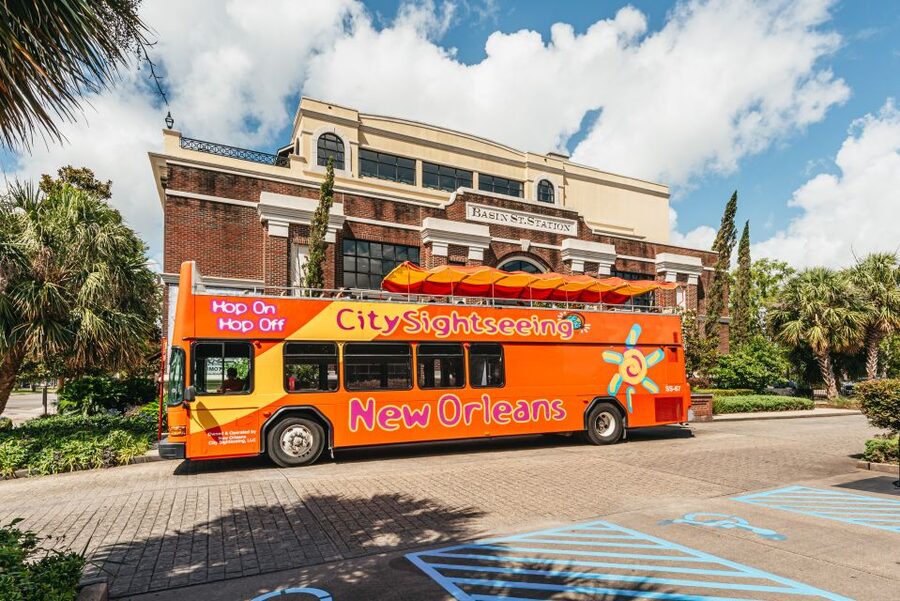 City Sightseeing New Orleans HOHO Bus Tour & Bookable Extras - What the guides add to the ride