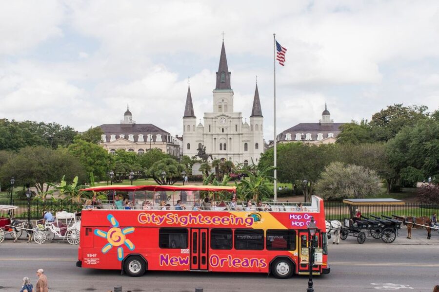 City Sightseeing New Orleans HOHO Bus Tour & Bookable Extras - Stop 1: Jackson Square and St. Louis Cathedral