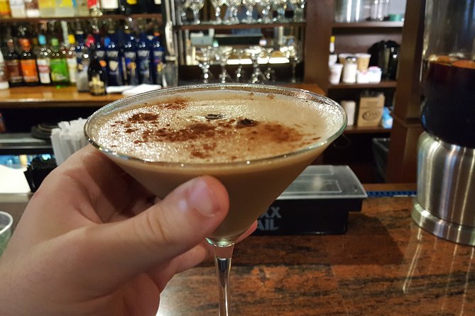 Cocktails & Cannoli: Boston's North End Dessert Tour - Guides make or break this experience