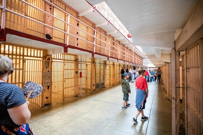 Combo Tour: Alcatraz Island and San Francisco Grand City Tour - Arriving at Alcatraz Island