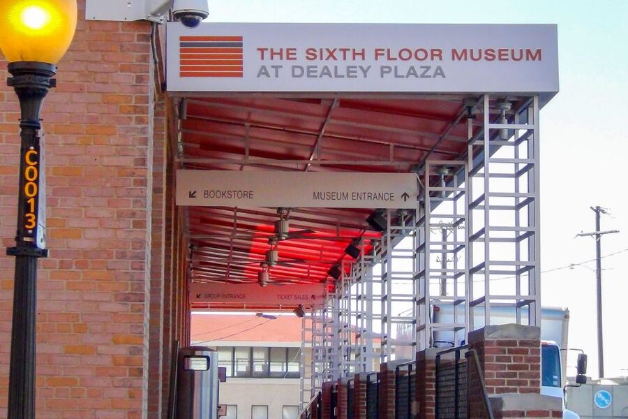 Dallas: JFK Assassination and Sixth Floor Museum Tour - The Sixth Floor Museum inside Dealey Plaza