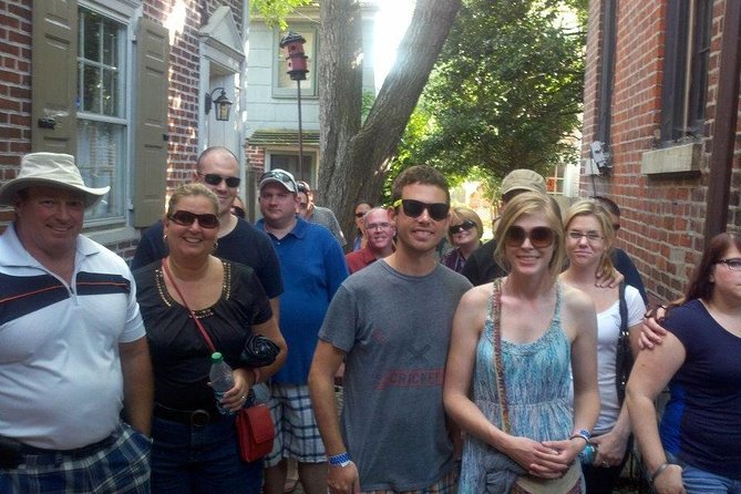 Dark Philly Adult Night Tour - Washington Square’s Executions and Mass Graves