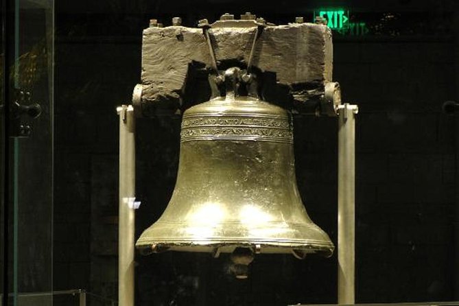 Dark Philly Adult Night Tour - Benjamin Franklin, Grave Robbing, and Old Medical Practice