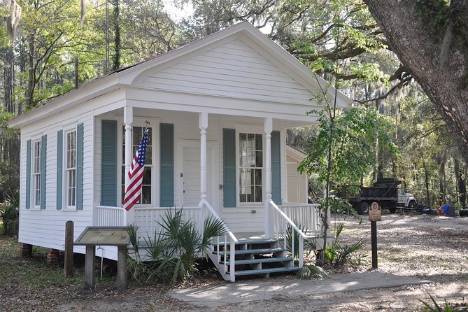 Daufuskie Island Guided History Tour from Hilton Head - First African Baptist Church and the island’s past