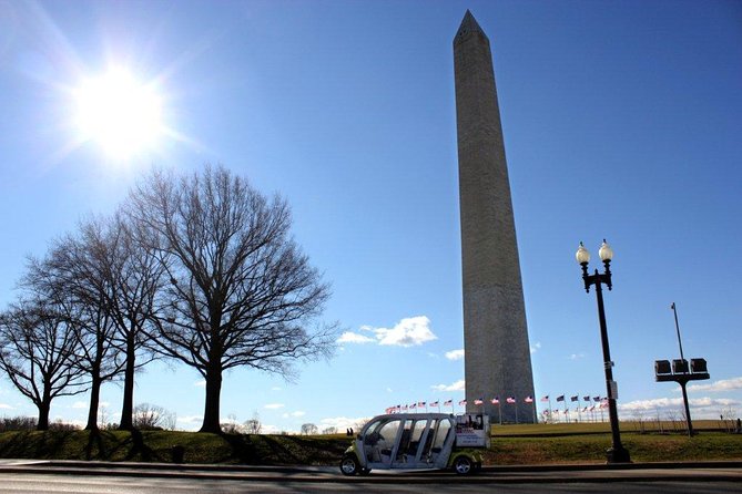 DC Monuments and Capitol Hill Tour by Electric Cart - The five-minute Washington Monument stop