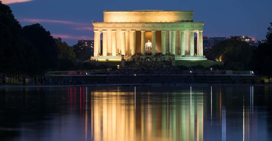 DC: Monuments & Memorials Sunset Tour by Open-top Bus - Key points to know before you book