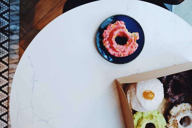 Delicious Donuts & City Sights: Chicago's Original Donut Tour - Do-Rite provides the final stop