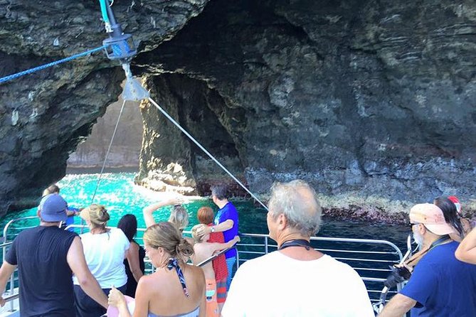 Deluxe Na Pali Morning Snorkel Tour on the Lucky Lady - Who should book the Lucky Lady?