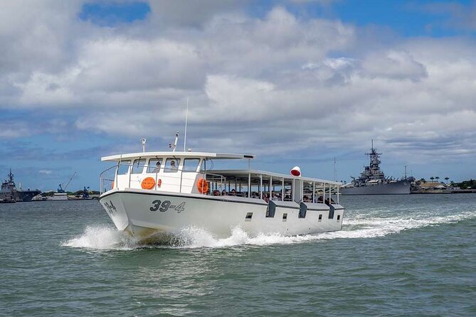 Deluxe Pearl Harbor USS Arizona Memorial and Honolulu City Tour - Getting to Pearl Harbor without wrestling with reservations