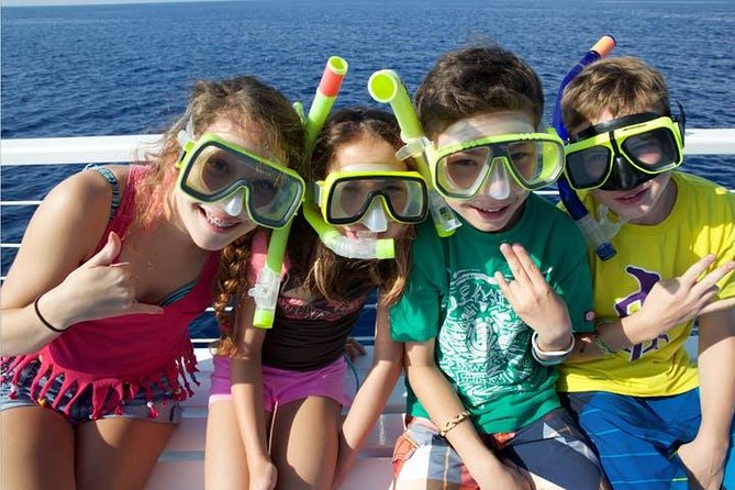 Deluxe Snorkel & Dolphin Watch Aboard a Luxury Catamaran from Kailua-Kona - Cruising Kona’s Gold Coast with breakfast onboard