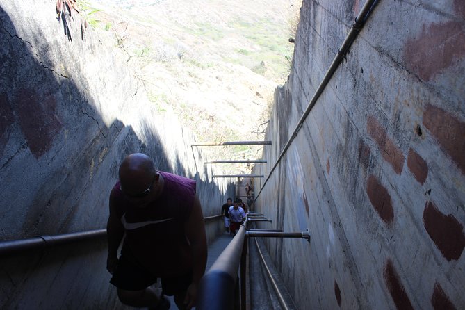 Diamond Head Crater - Walking the 1.6-mile route
