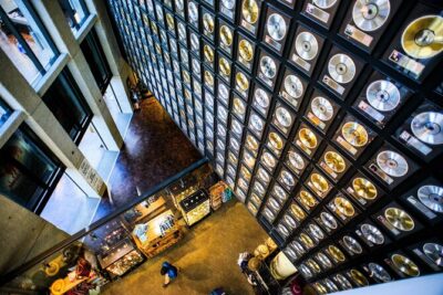 Discover Nashville City Tour with Entry to Ryman & Country Music Hall of Fame