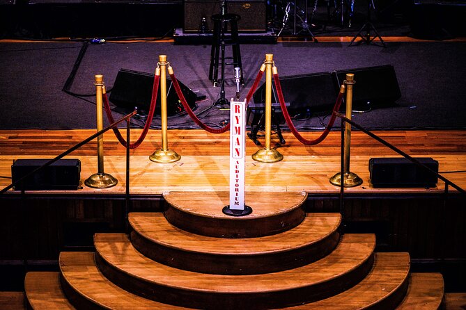 Discover Nashville City Tour with Entry to Ryman & Country Music Hall of Fame - Why the guides matter more than the vehicle
