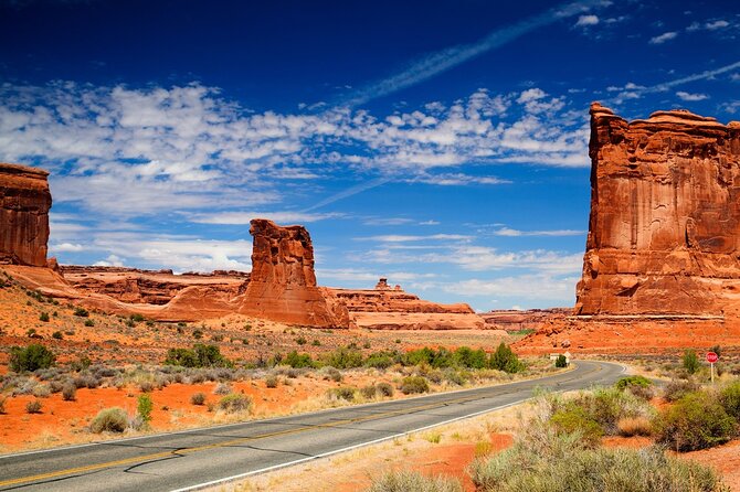 Discover The Best Of Moab In A Day: Arches Canyonlands Dead Horse - Dead Horse Point: the day’s great final view