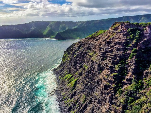Doors Off West Maui and Molokai 45 minute Helicopter Tour - What the open doors feel like in practice