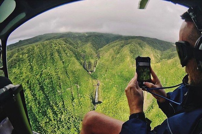 Doors Off West Maui and Molokai 45 minute Helicopter Tour - Is $388.67 a good value?