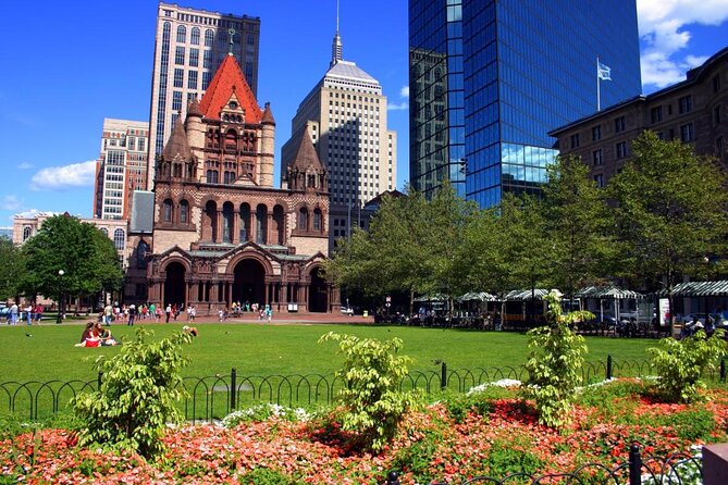 Downtown Freedom Trail, Beacon Hill & Back Bay Walking Tour - Starting beside the Old State House at 10 a.m.