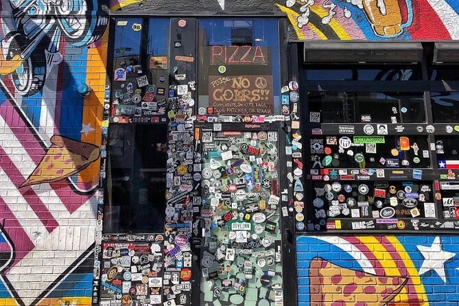 Downtown Las Vegas Food Tour of 6 Iconic Dishes & Hidden Gems - Binion’s and the million-dollar photograph
