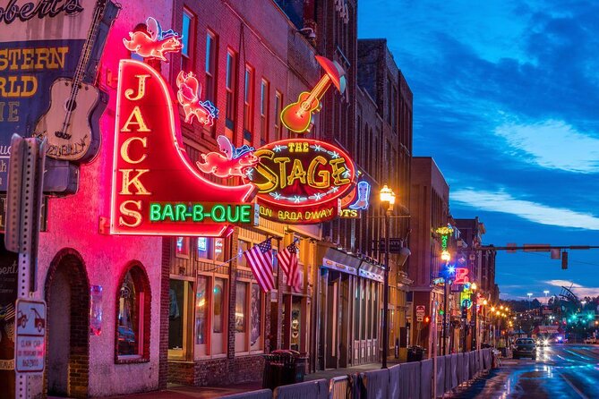 Downtown Nashville Public Party Tractor 21+ Only - Five things to know before you book